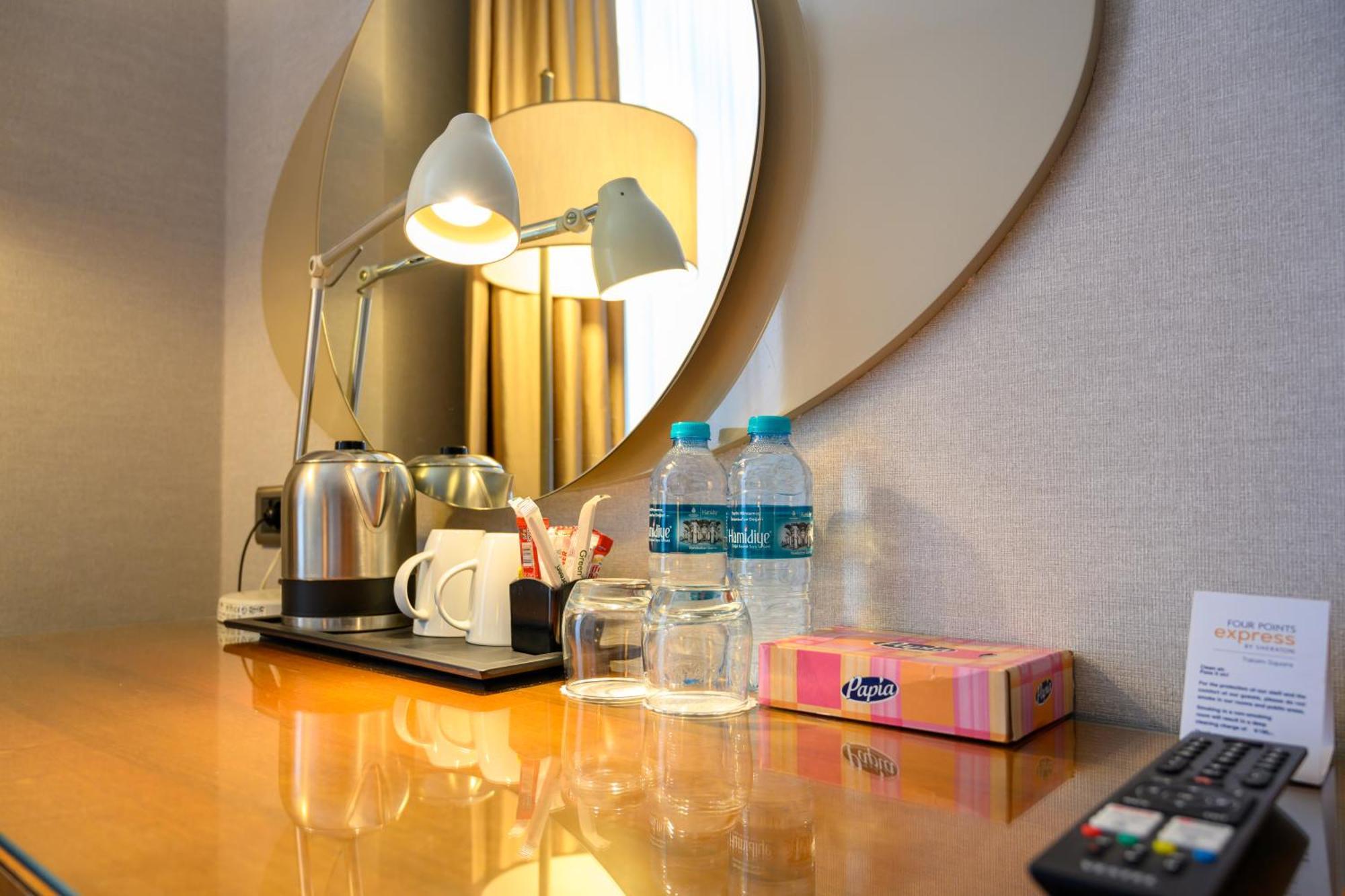 Four Points Flex By Sheraton Istanbul Taksim Square Bagian luar foto