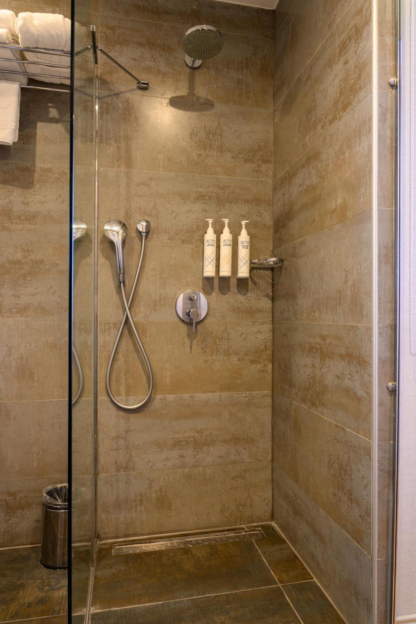 Four Points Flex By Sheraton Istanbul Taksim Square Bagian luar foto