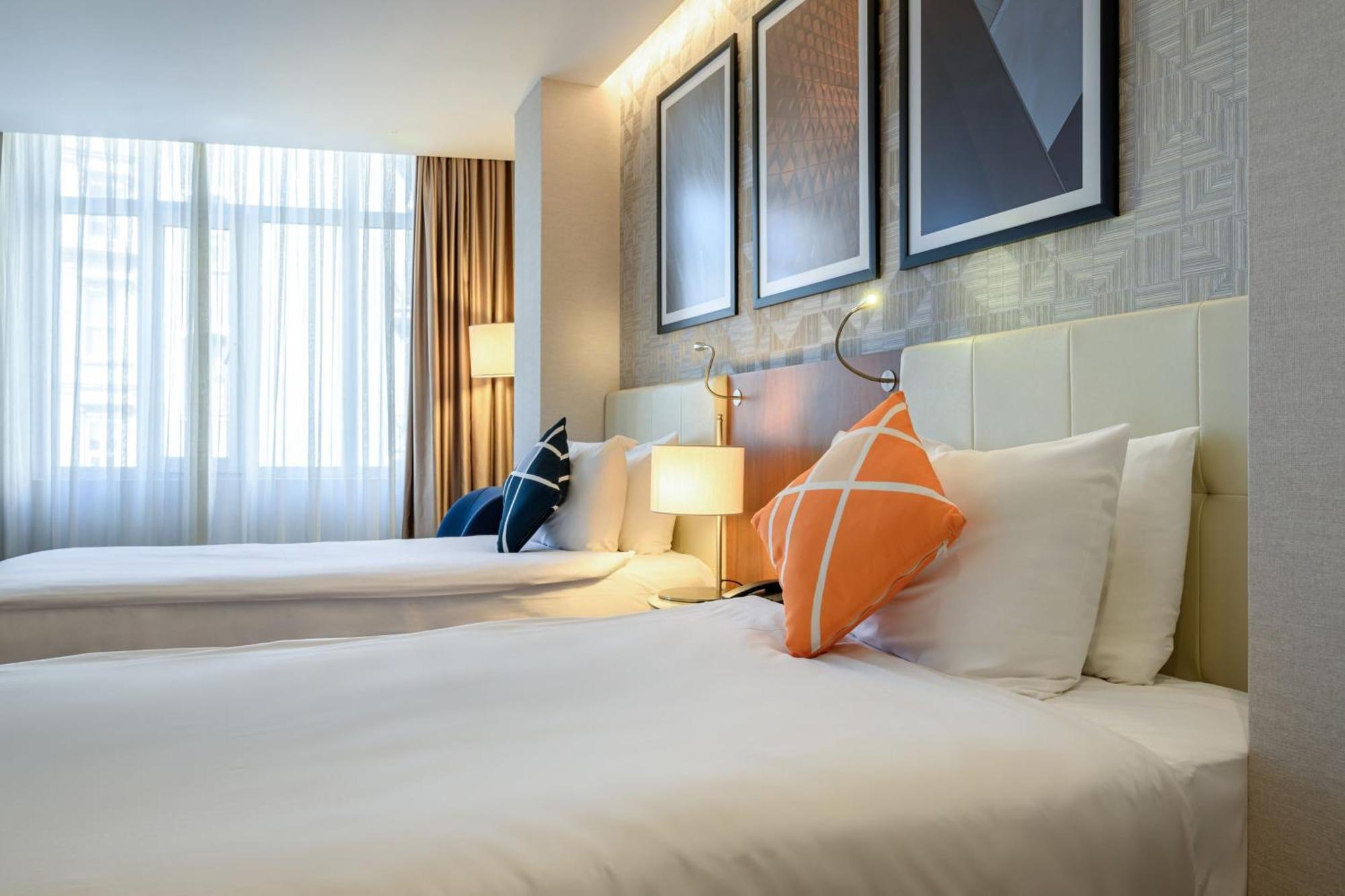 Four Points Flex By Sheraton Istanbul Taksim Square Bagian luar foto